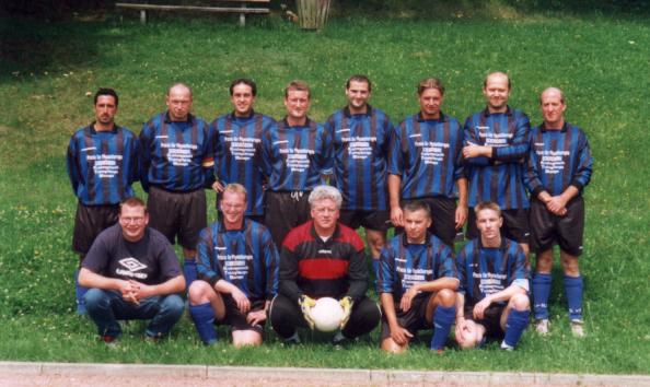 Unsere Reservemannschaft Bezirksliga Main-Taunus Saison 2000 / 2001